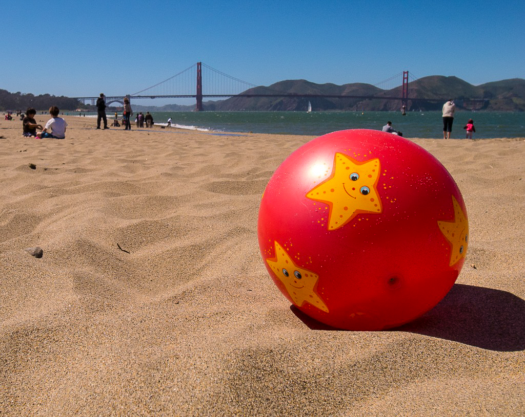 BeachBallGoldenGate.jpg