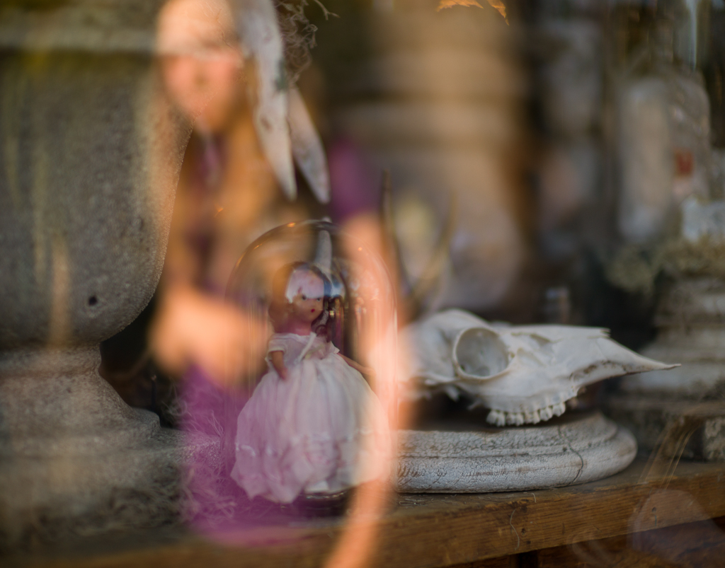 ghostdoll.jpg